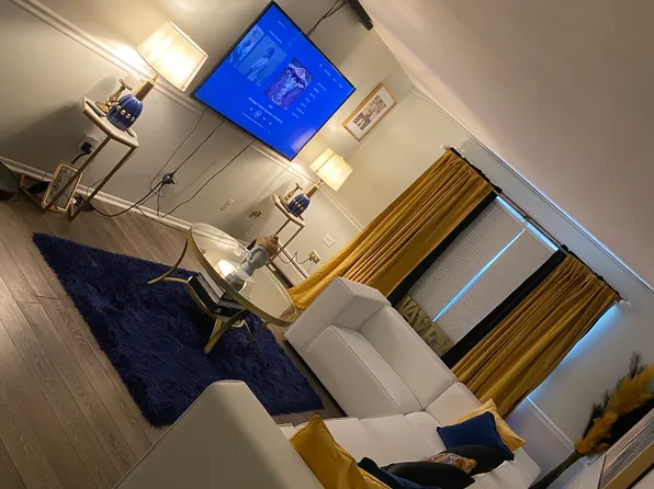 76 Park St APT 7, Pawtucket, RI 02860