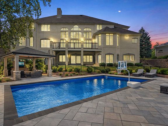2nd image of 20659 Abbey Dr