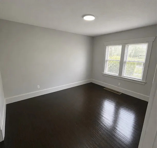 169 E Avondale Ave — Photo 4