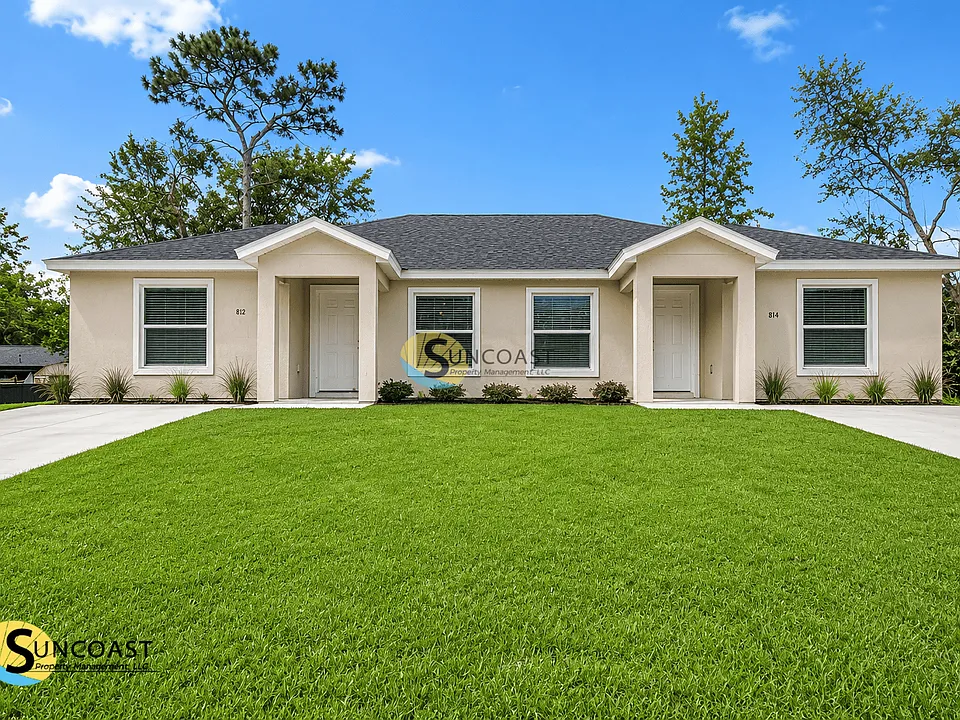 3255 E Porter St