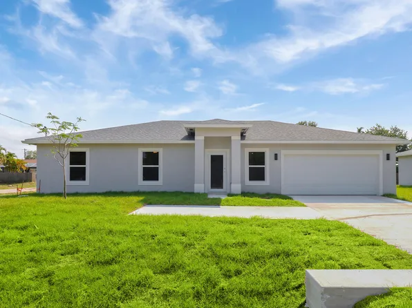 2498 SW Bayshore Boulevard, Port St Lucie, FL 34984