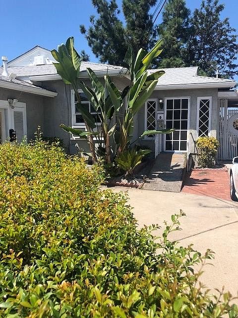 1st image of 6472 Estrella Ave