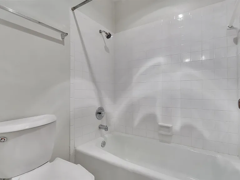 7802 Topawa Cv #B — Photo 20