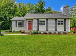 11 Clovernook Dr, Arden, NC 28704