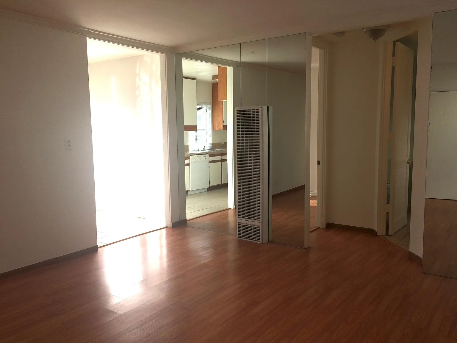 1 bed, 600 sqft, $2,295 — Photo 2