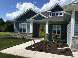 4268 Downton Cir, Green Bay, WI 54313