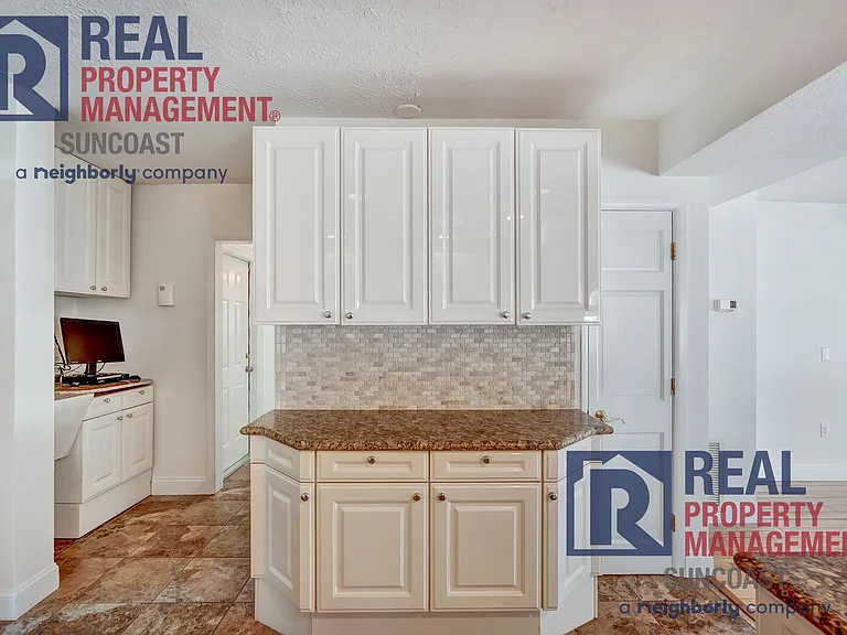 2804 Bougainvillea St — Photo 13