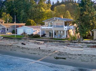 7832 NE Point No Point Rd, Hansville, WA 98340