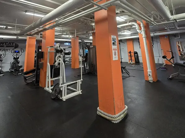 201 Saint Pauls Avenue image 20 of 22