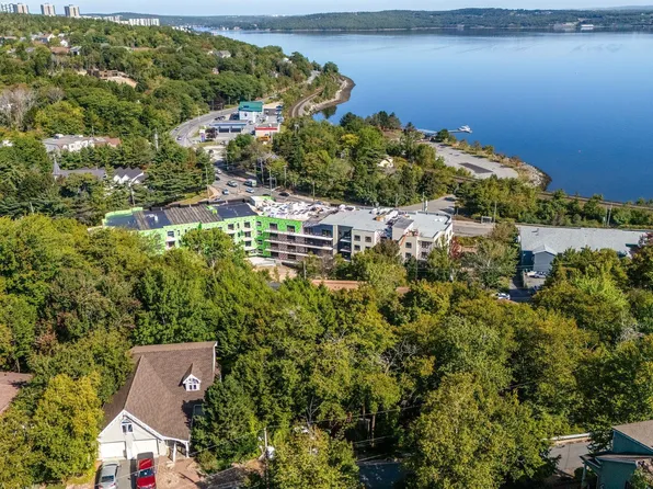 5 Dickson Ave, Halifax, NS B3M 2W4
