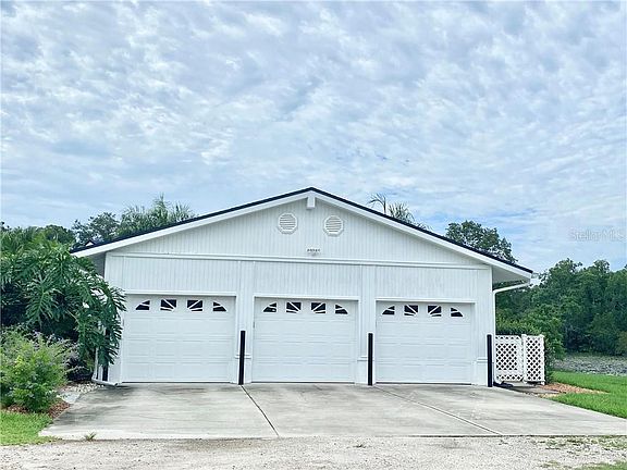 3rd image of 1466 Palomino Way