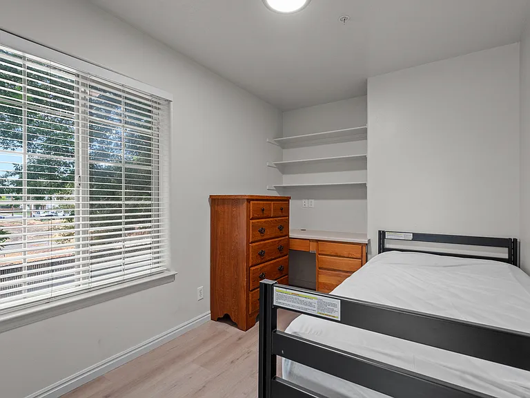 543 N University Ave #107 — Photo 12