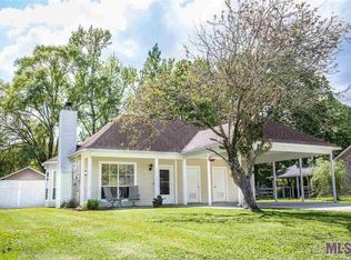 18069 Wood Haven Dr, Prairieville, LA 70769