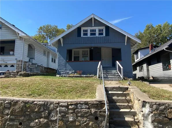 2906 Bales Ave, Kansas City, MO 64128
