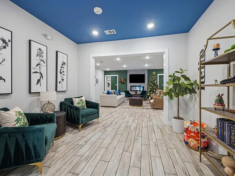 6804 Westview Dr #2307 — Photo 2