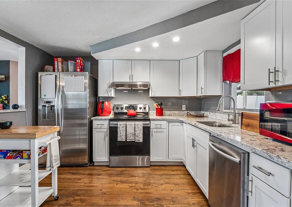 7024 Fox Hollow Dr, Port Richey, FL 34668 | MLS #W7886257 | Zillow