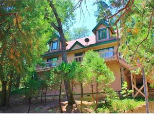 126 C Ln, Lake Arrowhead, CA 92352