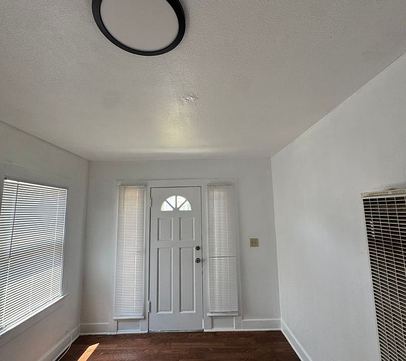 1st image of 816 S Myrtle Ave #816.5