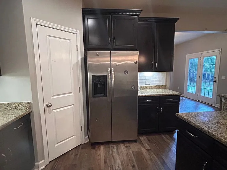 3706 Crescent Way — Photo 12