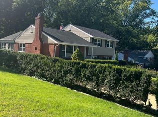 6015 Loretto St, Springfield, VA 22150