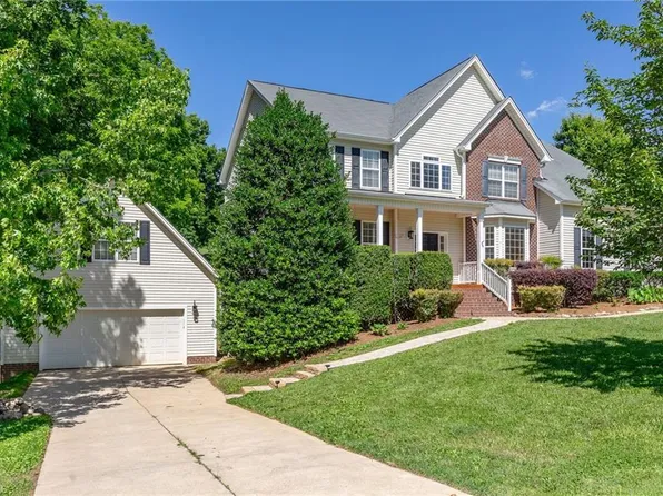 7987 Fogleman Way, Oak Ridge, NC 27310