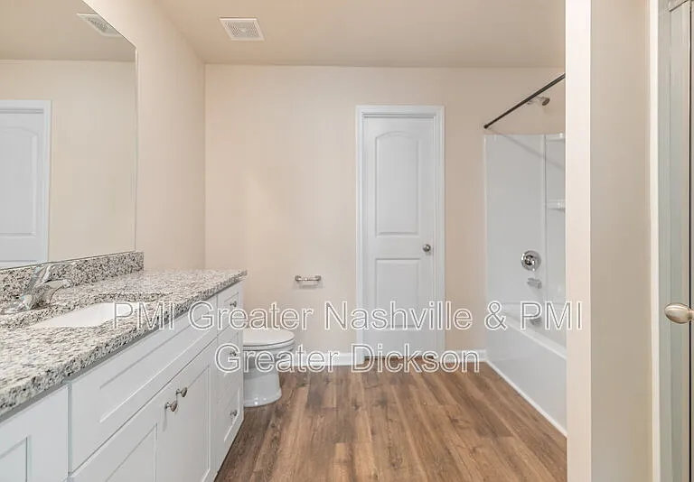305 Masters Way — Photo 10