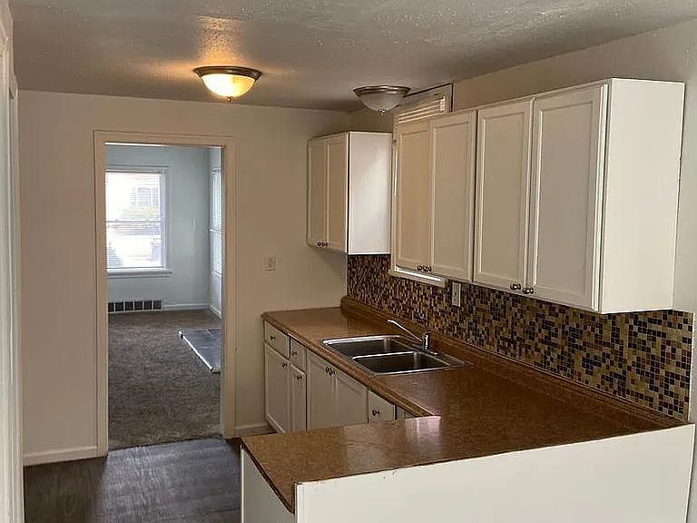 1st image of 14800 Tacoma St #5