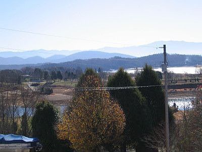 3rd image of 1397 Lake Front Dr