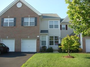 10 York Rd #3705, Princeton Junction, NJ 08550