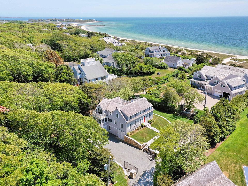 36 Magnolia Avenue, West Hyannisport, MA 02672 | MLS #22302342 | Zillow