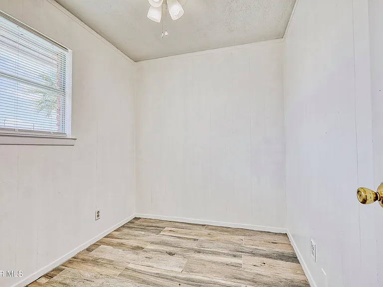 9981 Gschwind Ave — Photo 14