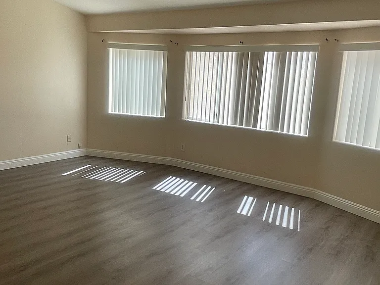 3527 Bronco Buster Ct — Photo 17