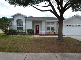 22620 Laureldale Dr, Lutz, FL 33549