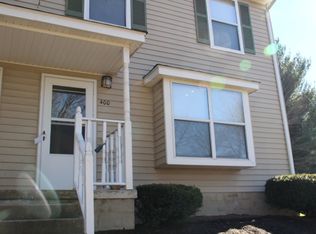 400 Janie Ln, Blacksburg, VA 24060