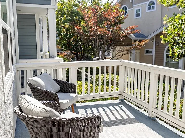 10060 Scripps Vista Way #33 — Photo 3