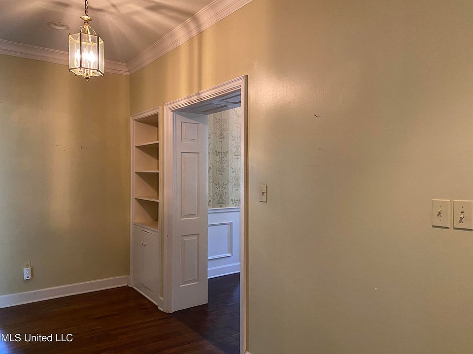 3503 Kings Hwy, Jackson, MS 39216 Zillow