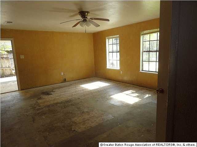 2nd image of 11032 Harvest Dr