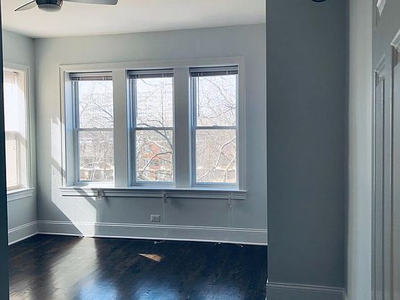 3rd image of 623 E Groveland Park #3W