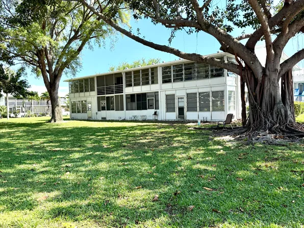 281 Tilford N, Deerfield Beach, FL 33442