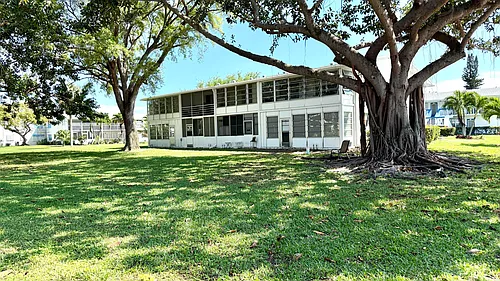 281 Tilford N Photo 1