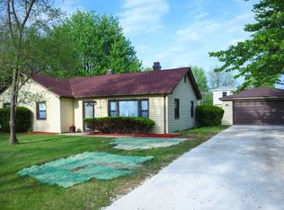 1114 Karner Dr, Joliet, IL 60433