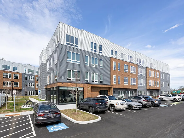 Seacoast Residences — Photo 32