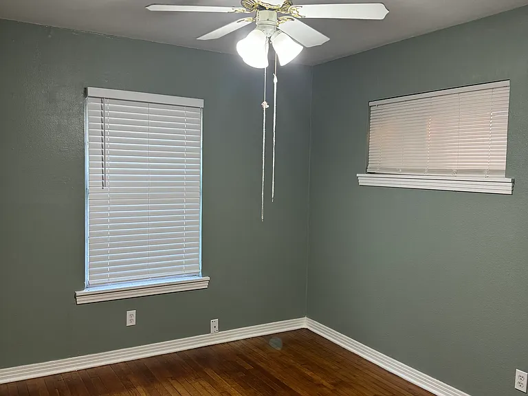 1406 Country Club Rd — Photo 16