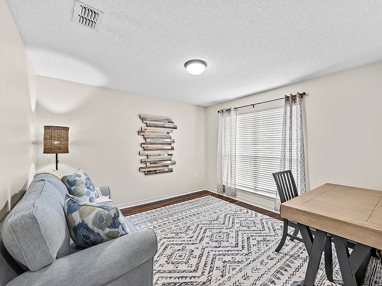 8551 Wilburn Cv — Photo 15