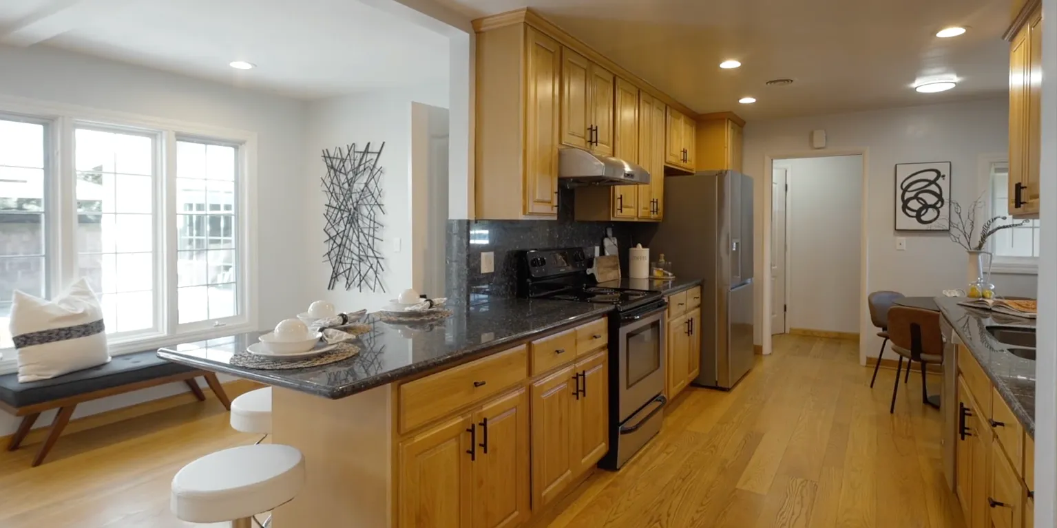 3 bed, 1598 sqft, $6,100 — Photo 4