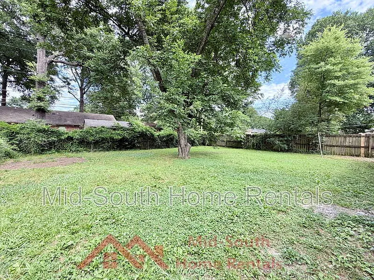 1730 Tahiti Ln — Photo 16