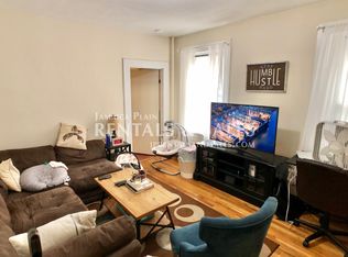 5 Glen Rd APT 101, Boston, MA 02130