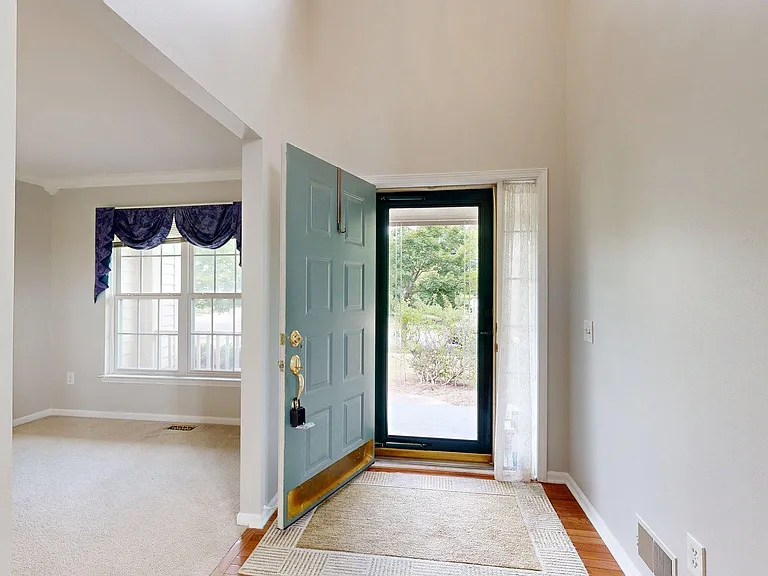 4890 N Ridgeside Cir — Photo 2