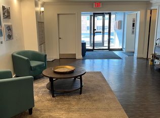 2800 W 44th St UNIT 107, Minneapolis, MN 55410