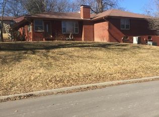 3029 Douglas St, Saint Joseph, MO 64506
